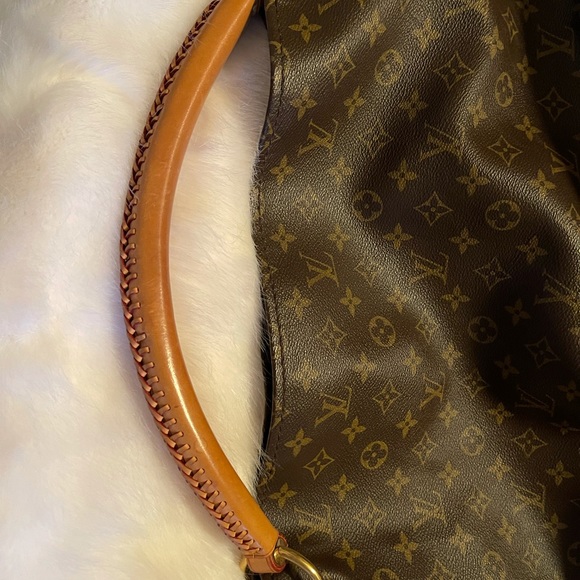 Louis Vuitton Artsy GM - Picture 5 of 11